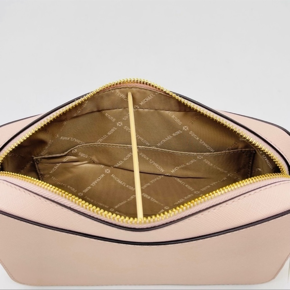 Michael Kors Large EW Crossbody Bag Light Pink - Picture 8 of 10